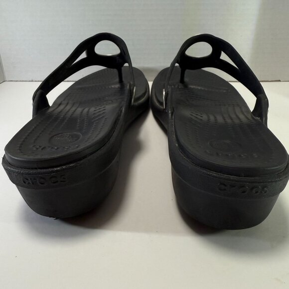 Crocs Women's Black Sanrah Beveled Circle Sandal Size 10 - Picture 5 of 7